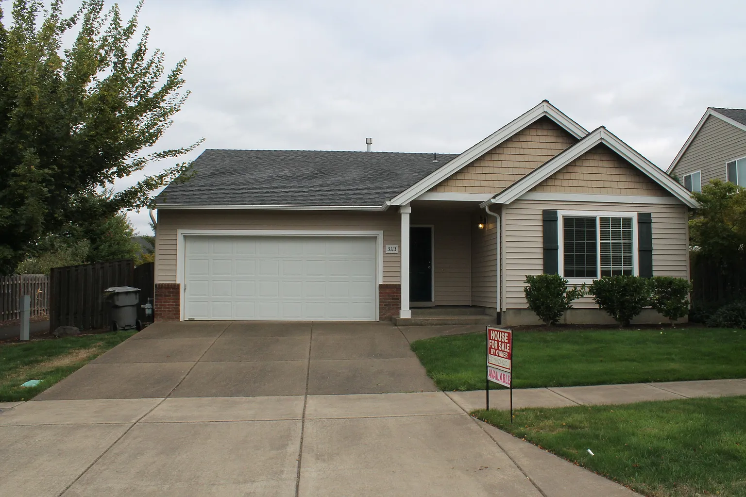 3113 SE Midvale Dr photo 1
