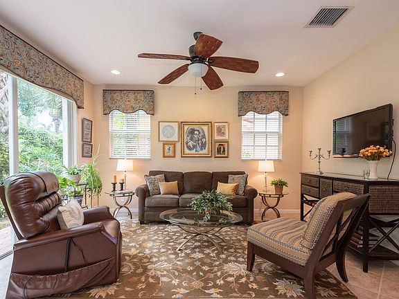 3rd image of 7323 Briella Dr