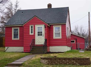 215 7th St, Proctor, MN 55810