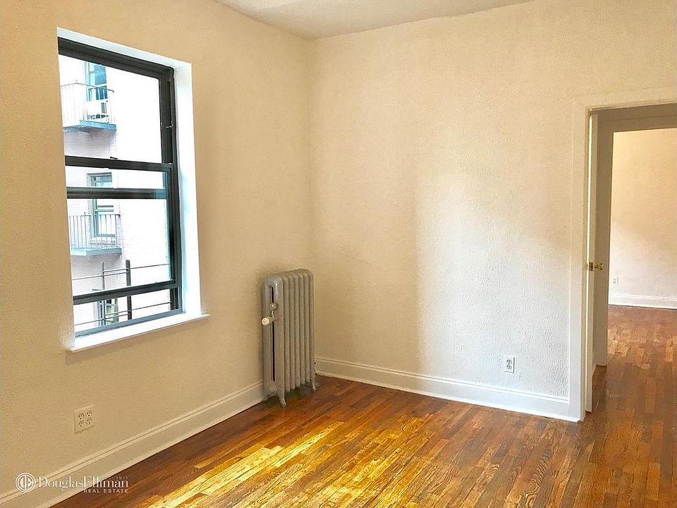 1st image of 4726 49th St APT 4H
