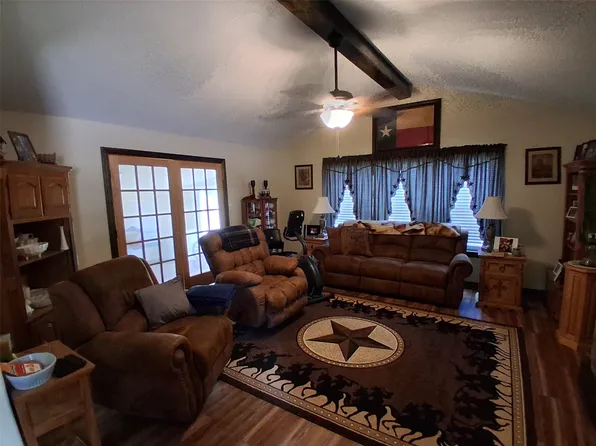 6209 Baker Ln, Alvarado, TX 76009