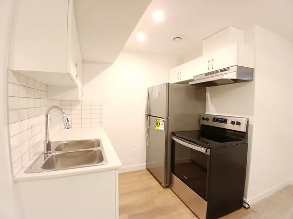 1922 209th St NW, Edmonton, AB