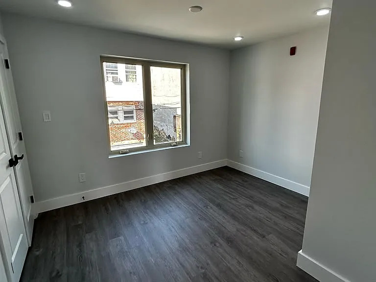 7355 Dicks Ave #C — Photo 3