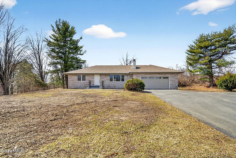 2nd image of 72 Fonda Road