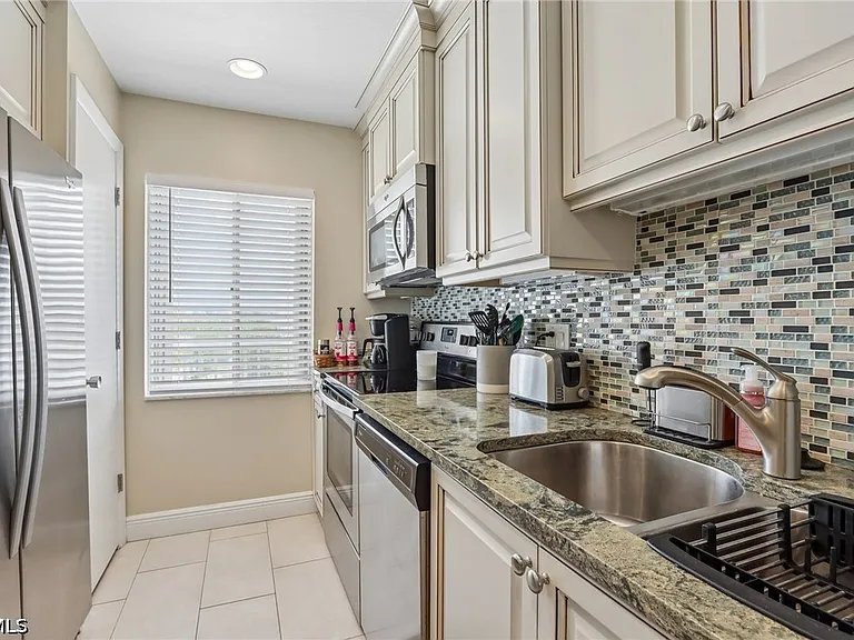 7400 Estero Blvd #315 — Photo 13