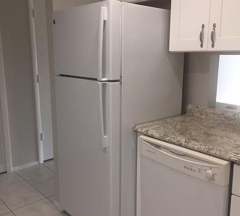 5th image of 6102 Augusta Dr APT 113