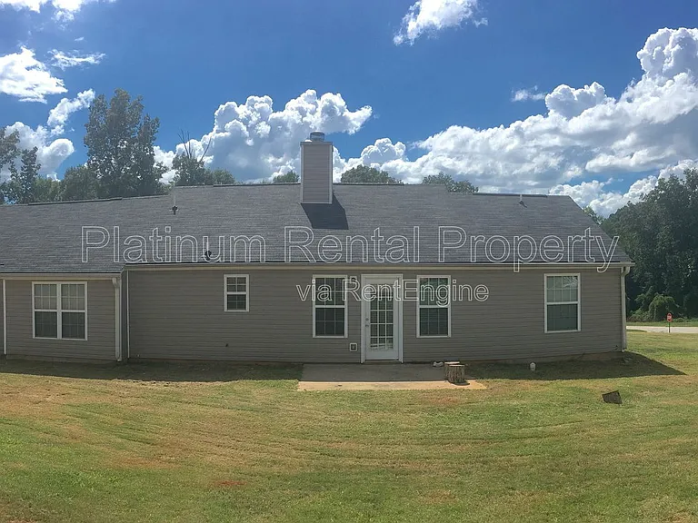 105 Platte St — Photo 25