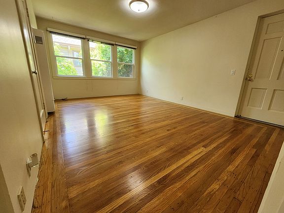 5th image of 302-316 Kipling St #308