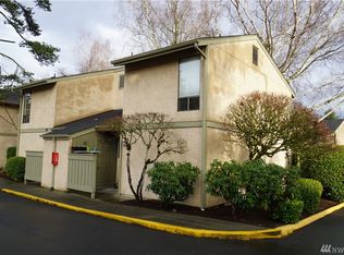 10022 NE 138th Pl APT O1, Kirkland, WA 98034