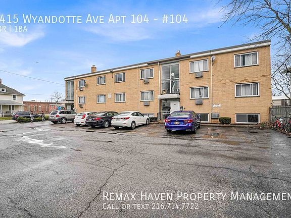 3rd image of 1415 Wyandotte Ave APT 104