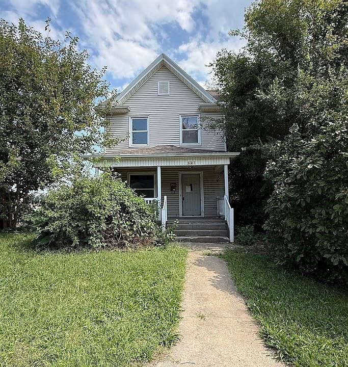 1st image of 627 Exchange St