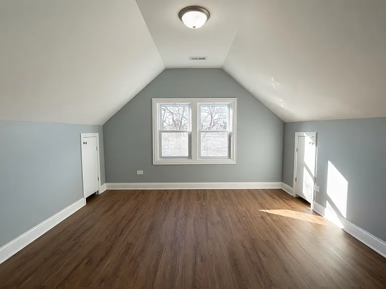 2717 N Rutherford Ave #2 — Photo 5
