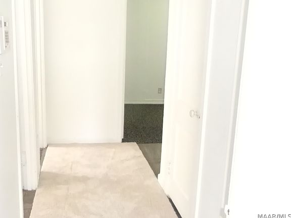 4th image of 378 W Delano Ave
