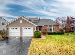 419 Potomac Ln, Elk Grove Village, IL 60007