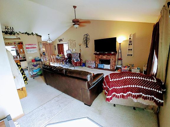 4th image of 8513 Arlen Dr