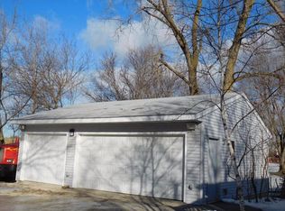 9808 192nd Ave, Bristol, WI 53104