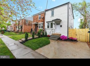 5520 B St SE, Washington, DC 20019