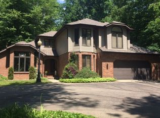5025 Firethorne Dr, Jackson, MI 49201