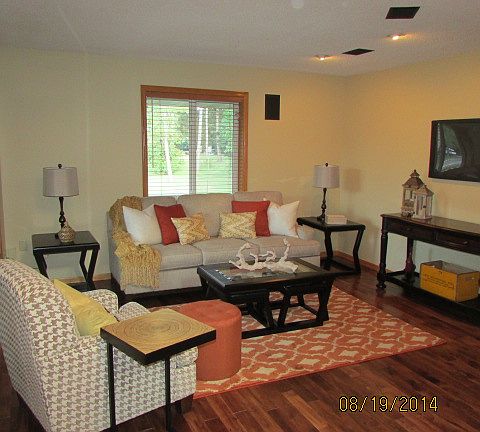 2nd image of 1170 109th Ln NE