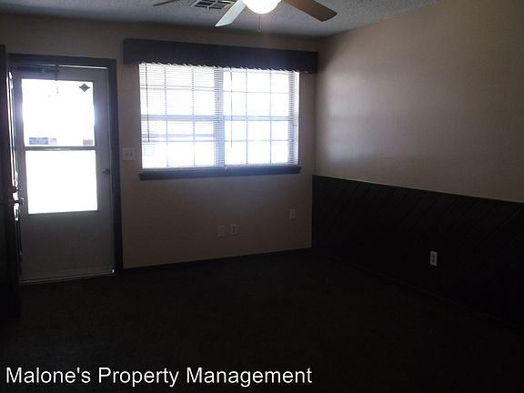 3rd image of 3916 Chetwood Dr