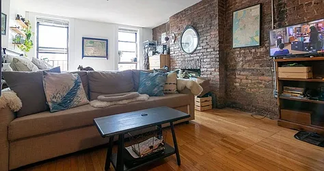 Rented by Empire Deeds LLC 