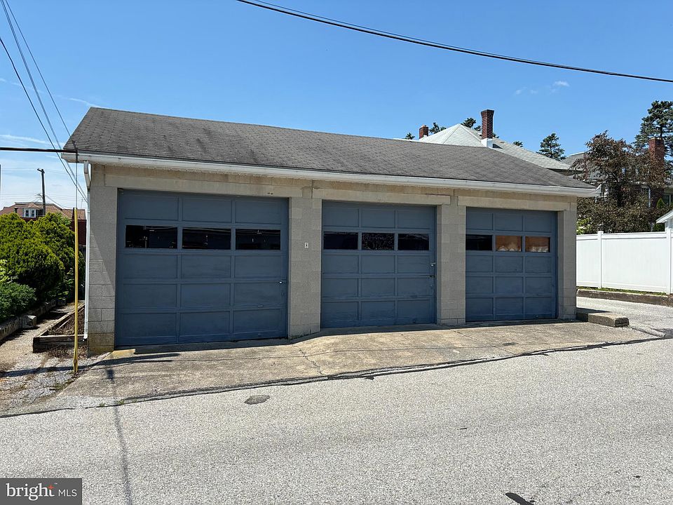 2nd image of 115 S Franklin St #117
