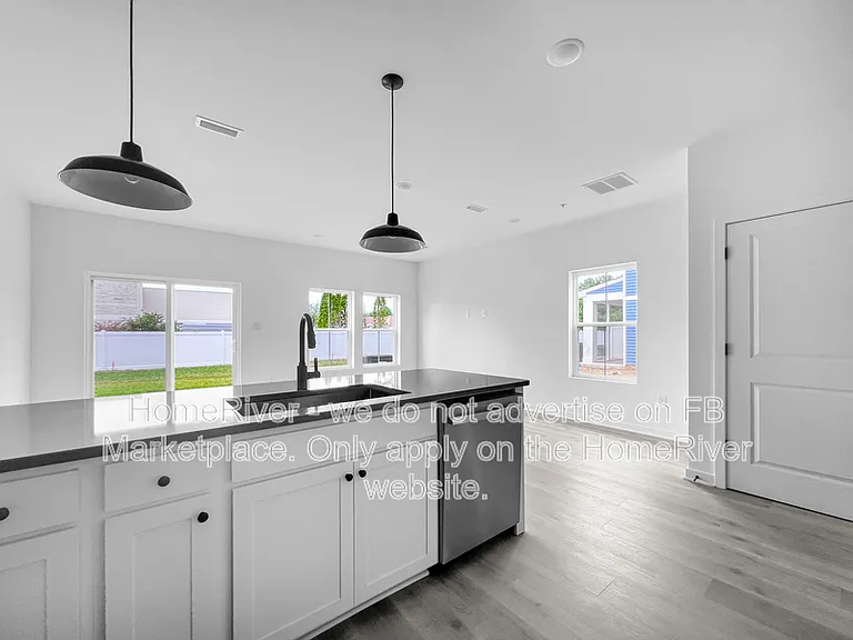 228 Clement Loop — Photo 13
