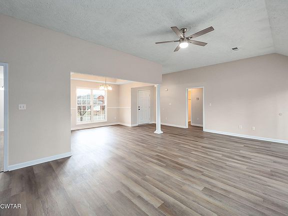 2nd image of 140 Reed Cir