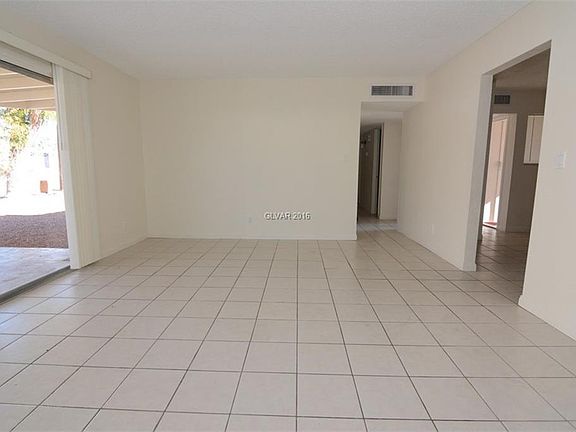 3rd image of 6152 Shawnee Ave