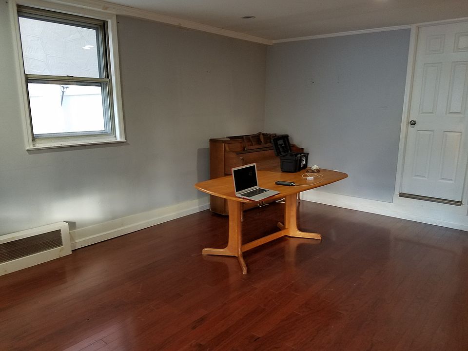 2nd image of 2727 Fish Ave #1