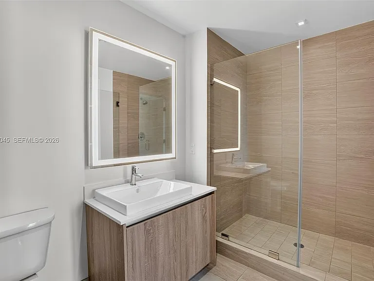 2960 NE 207th St #505 — Photo 19