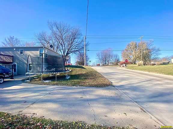 4th image of 1503 S 13th St
