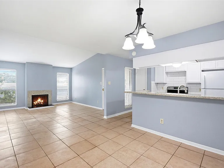 8918 Bissonnet St #112 — Photo 10