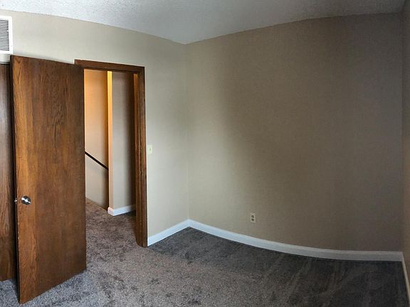 5th image of 3254 Granger Ave E APT B2