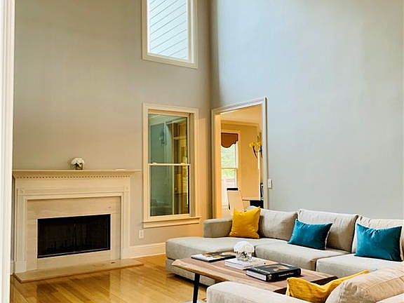4th image of 430 Oak Valley Cir SE