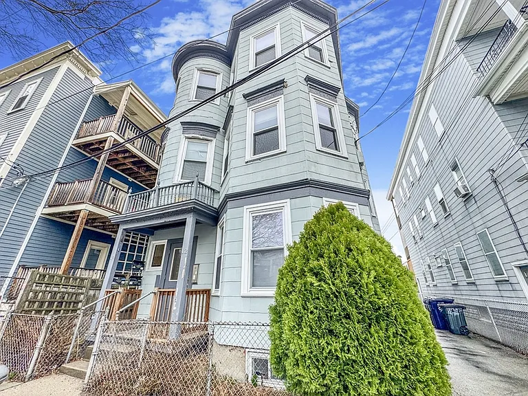 12 Hamlin St #1 — Photo 17