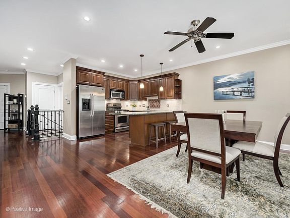 5th image of 2324 W Argyle St APT 1E