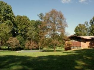 6620 Briarcroft St, Clifton, VA 20124