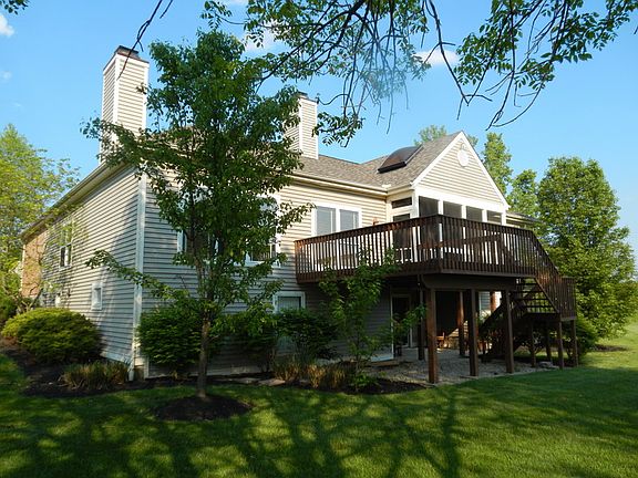 2nd image of 9601 Lake View Dr
