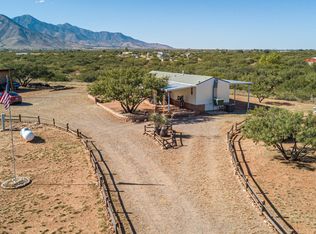 11520 S Apache Sky Rd, Hereford, AZ 85615