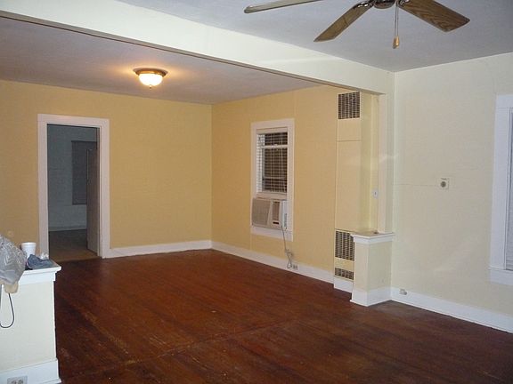 2nd image of 455 Lindsey St