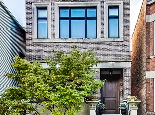 2131 W School St, Chicago, IL 60618