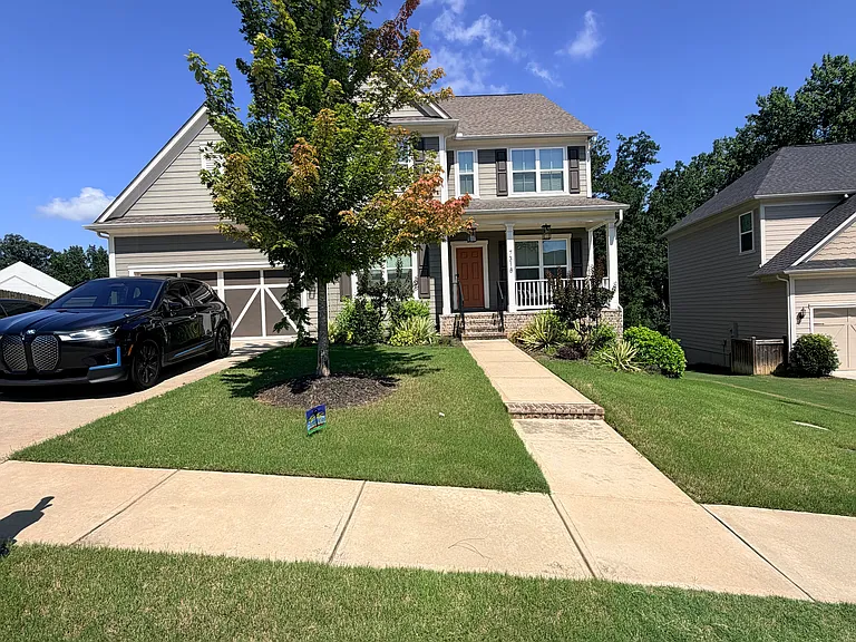 7318 Shady Tree Ct — Photo 3