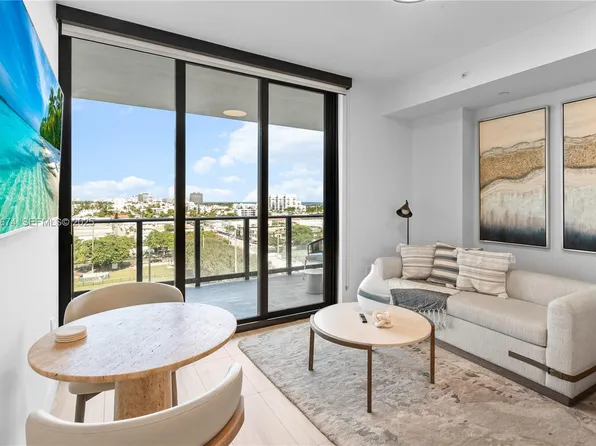 580 72nd St, Miami Beach, FL