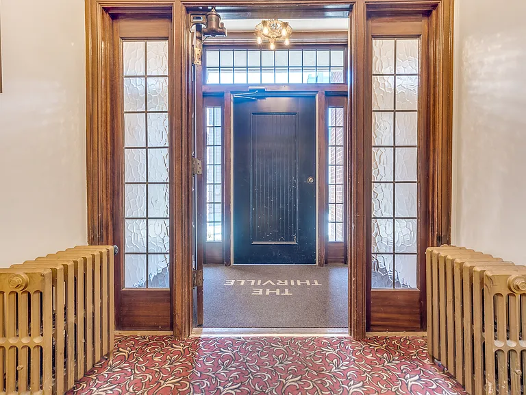 1530 W 13th Ave — Photo 27