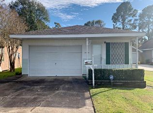 4839 Wilson St, Groves, TX 77619