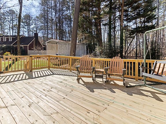 4th image of 8121 Brookwood Ct