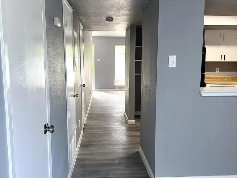 403 Hartline Dr #7 — Photo 5