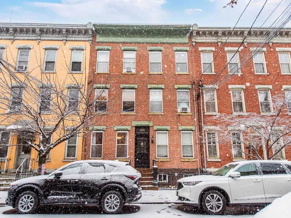 353 7th Street image 1 of 13