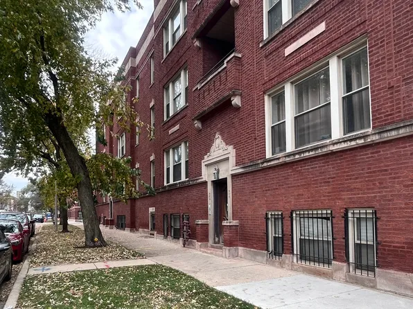 504 E 49th St #202, Chicago, IL 60615